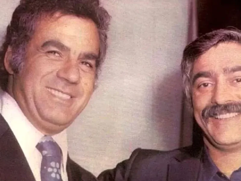 «محمدعلی فردین» در کنار مادر و برادرش؛ دهه 50