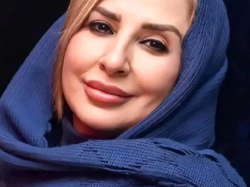 رونمایی از مانتوی شیک مجلسی مرجانه گلچین، خانوم جان سریال پدر گواردیولا