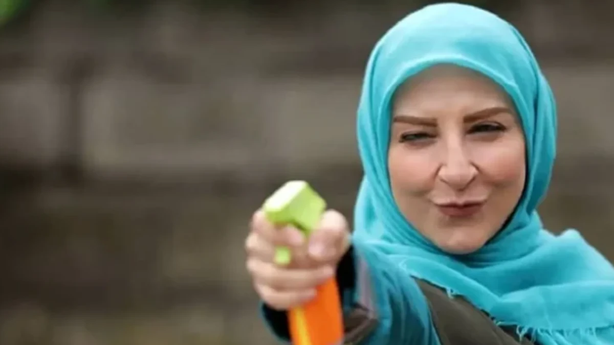 عکس های برتر امروز | تغییر چهره مرجانه گلچین در 55 سالگی؛ شاداب تر و جوانتر در میدان تجریش تهران تغییر چهره مرجانه گلچین در 55 سالگی؛ شاداب تر و جوانتر در میدان تجریش تهران