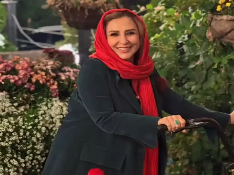 استایل خیره‌کننده «مرجانه گلچین» در استانبول تلفیق هنر و مد