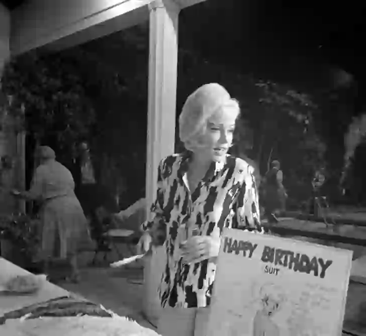 تصویر روز | آخرین جشن تولد «مرلین مونرو» سال ۱۳۴۱ مرلینمونرو 1