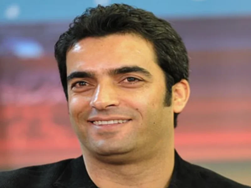 عکس جذاب منوچهر هادی در چشمه علی