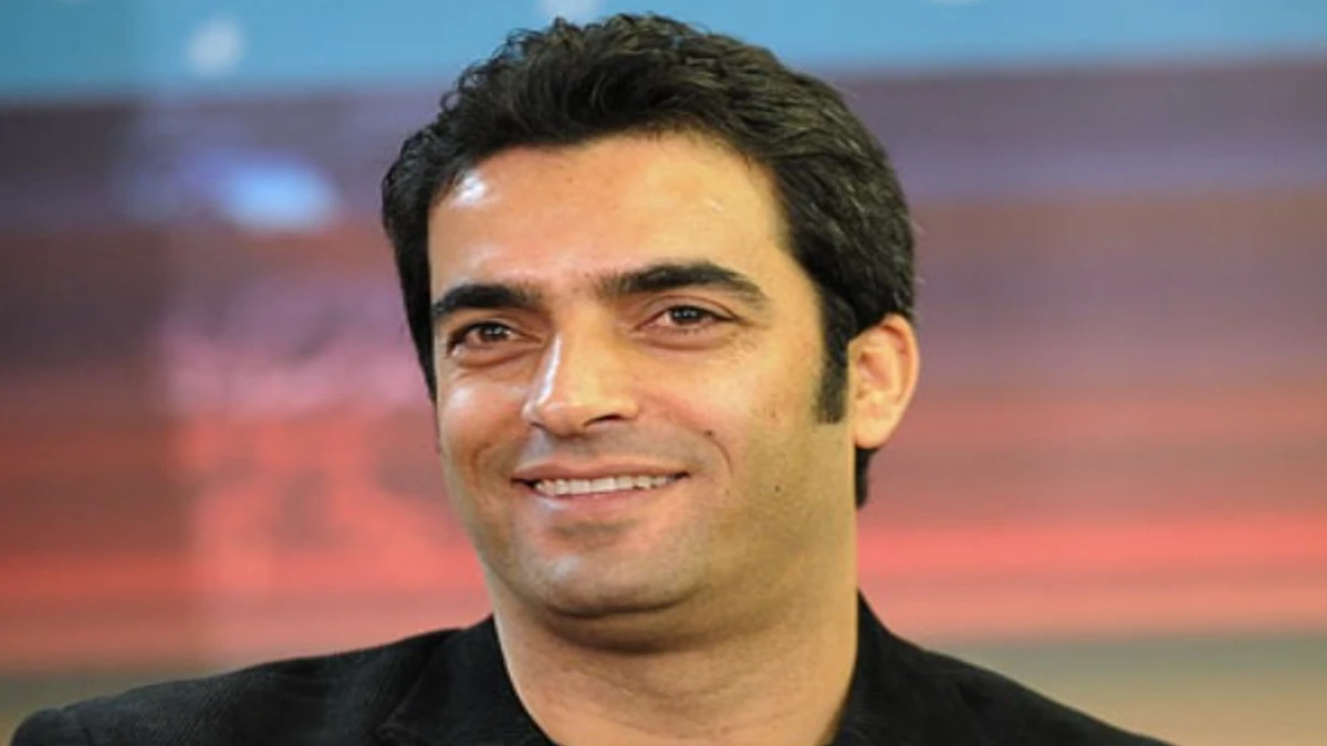 عکس جذاب منوچهر هادی در چشمه علی