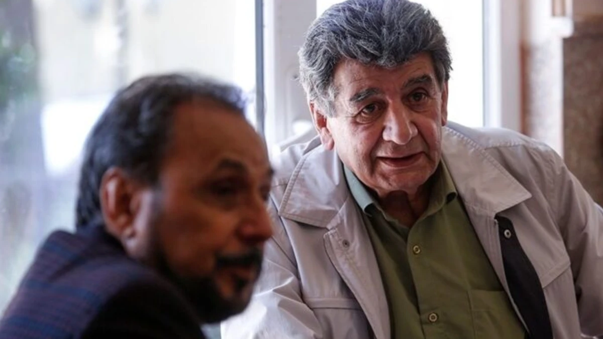 بهروز وثوقی در کنار منوچهر والی زاده در دهه 40