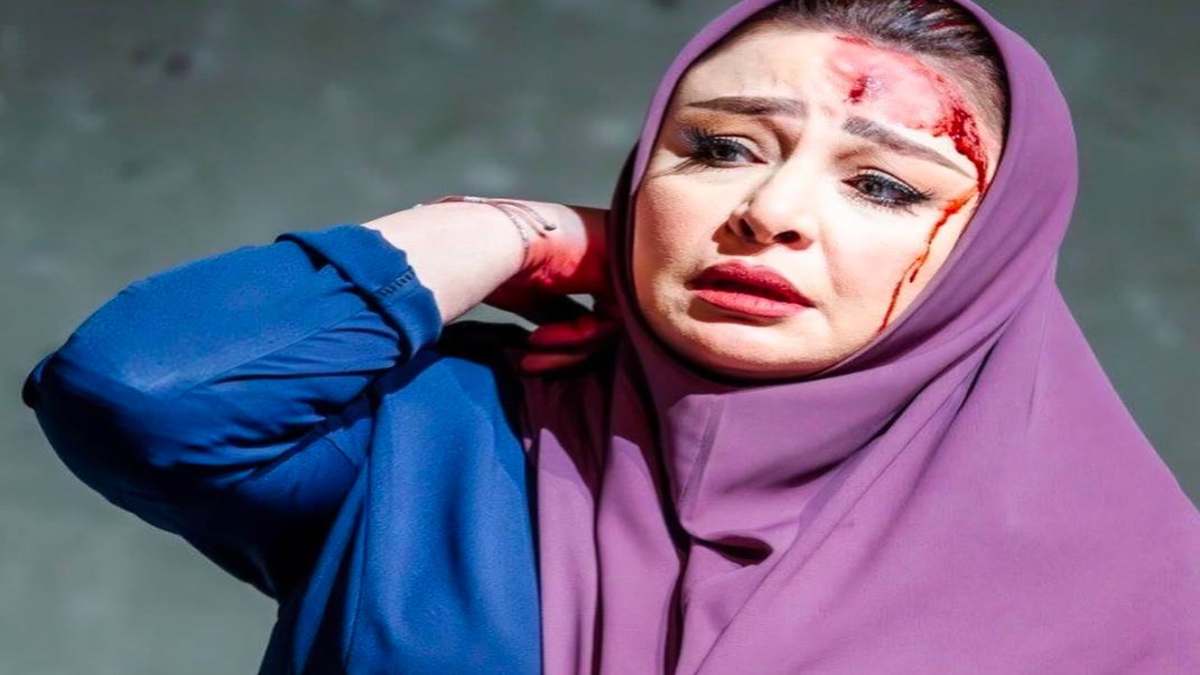 عکس جدید مهلقا باقری در خودروی شخصی تغییر چهره اشرف طلوعی نیسان آبی ۲