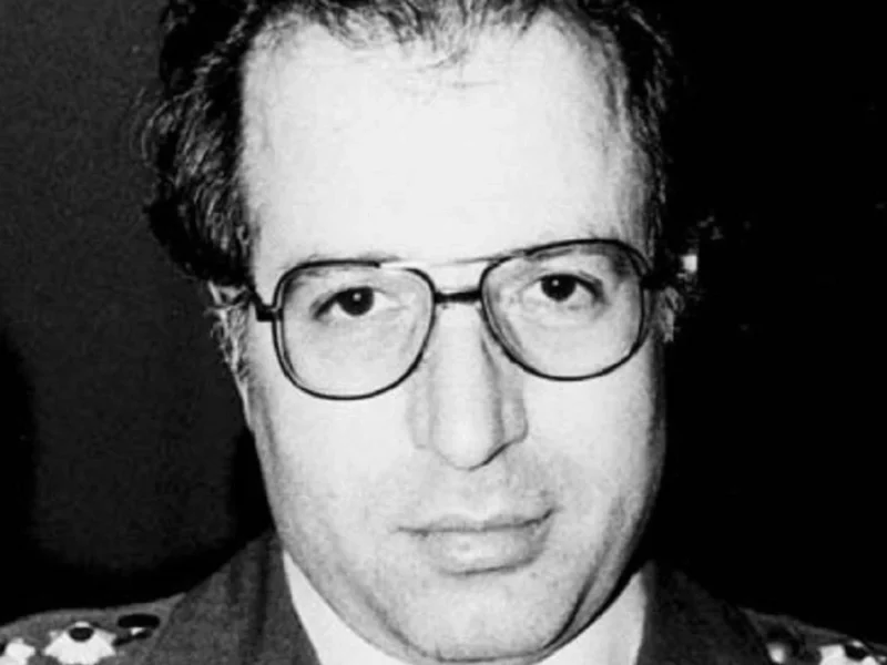 مهدی یزدانی خرم فیلمنامه زندگی شهید فکوری را می نویسد