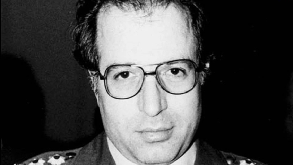 مهدی یزدانی خرم فیلمنامه زندگی شهید فکوری را می نویسد