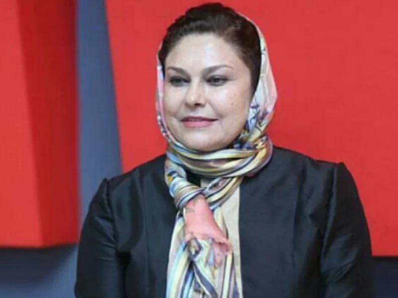 عکس جذاب و خاطره انگیز از مهرانه مهین ترابی در پشت صحنه «آتش‌بس ۲»