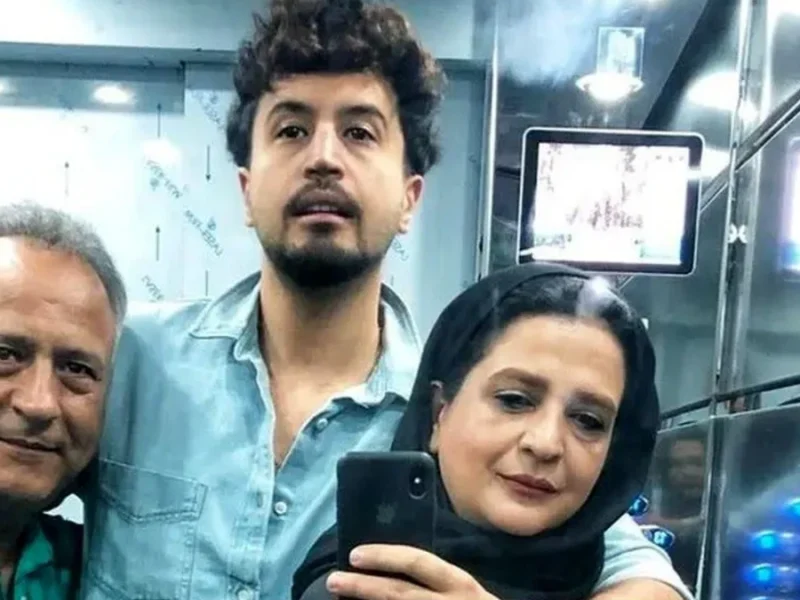 تصویر روز | واکنش تلخ مهرداد صدیقیان به فوت پدرش واکنش تلخ مهرداد صدیقیان به فوت پدرش