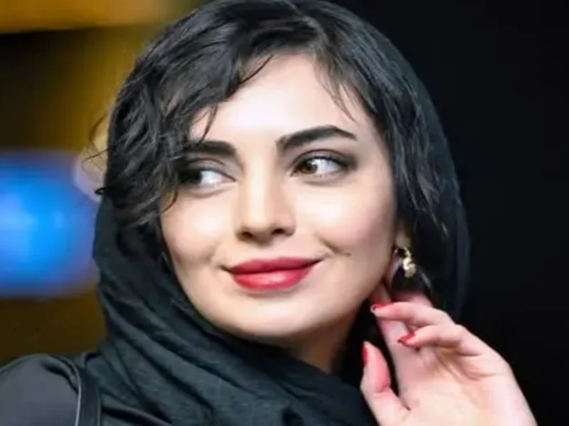تصویر روز | سبک پوشش مهشید جوادی بازیگر بچه مهندس سبک پوشش مهشید جوادی بازیگر بچه مهندس