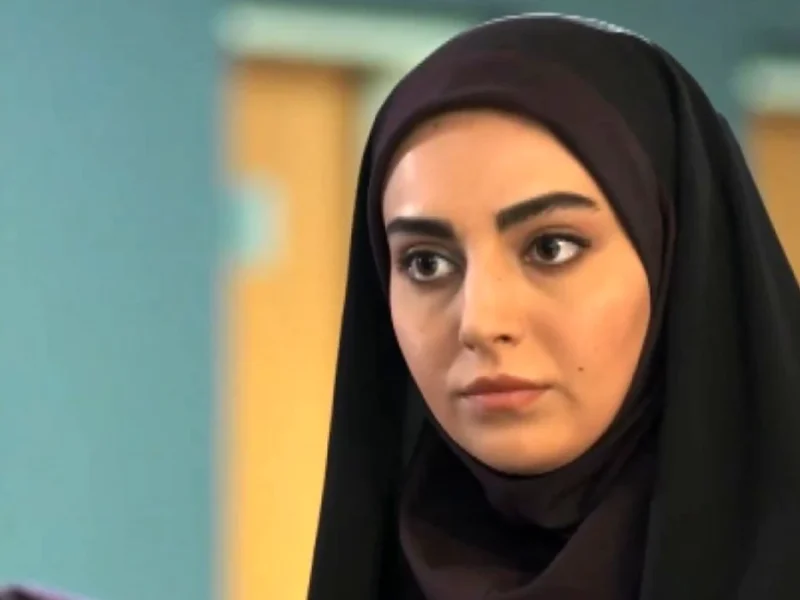 تغییر چهره مهشید جوادی «مرضیه» در نشست خبری سریال بچه مهندس