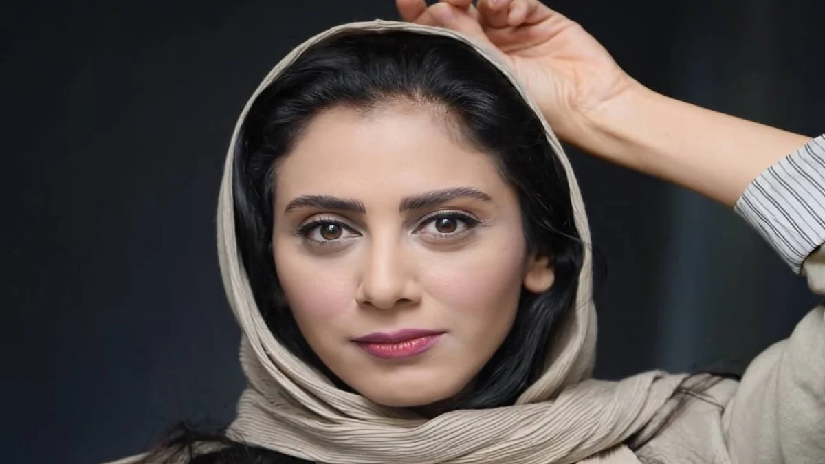 خبر روز | مونا فرجاد در نقش کتی سریال «ساختمان پزشکان» در 42 سالگی مونا فرجاد در نقش کتی سریال «ساختمان پزشکان» در 42 سالگی