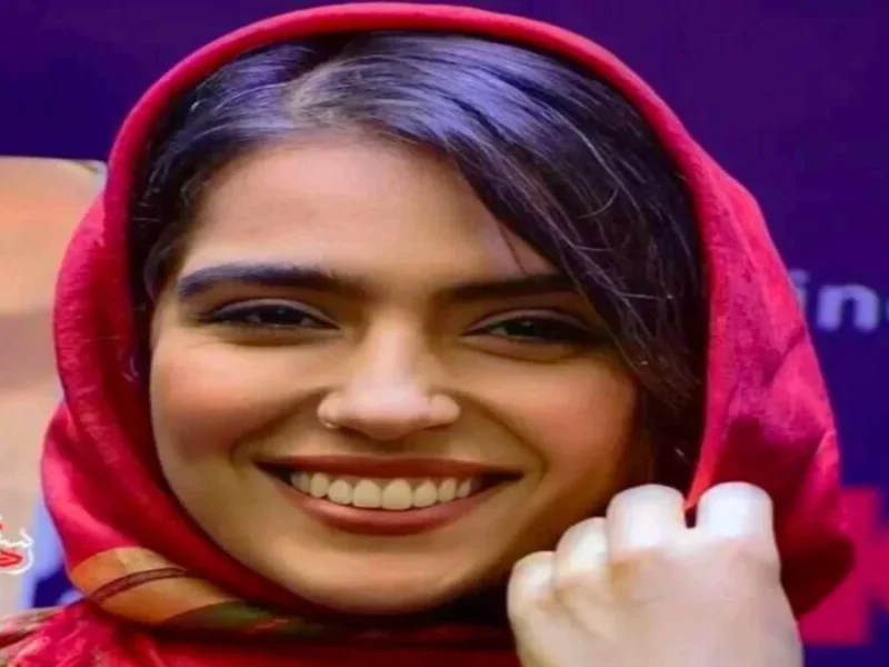 تیپ و استایل جذاب "مونا کرمی" همسر سپند امیرسلیمانی در بارداری