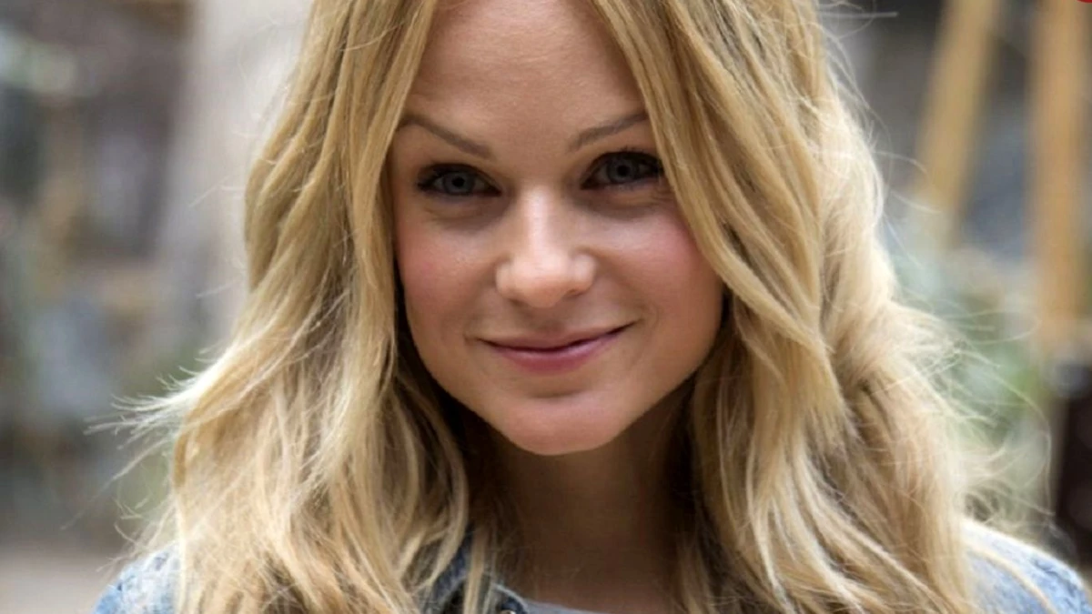 عکس‌های شخصی میرجام وایشل‌براون