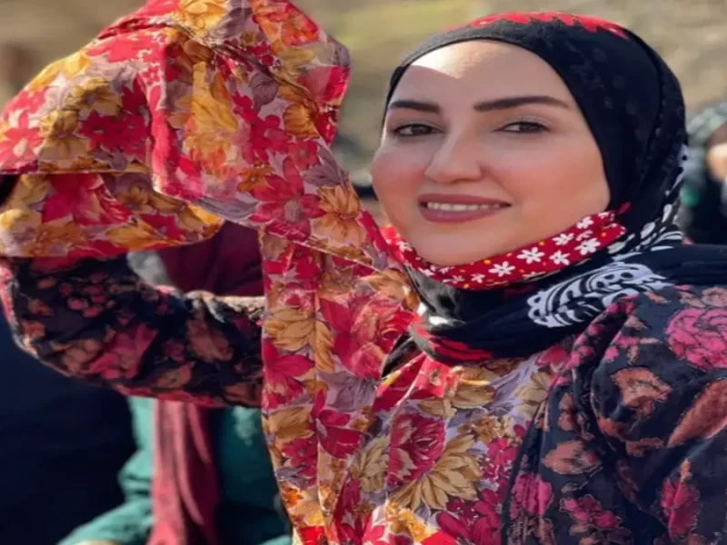 نارین ایوبی