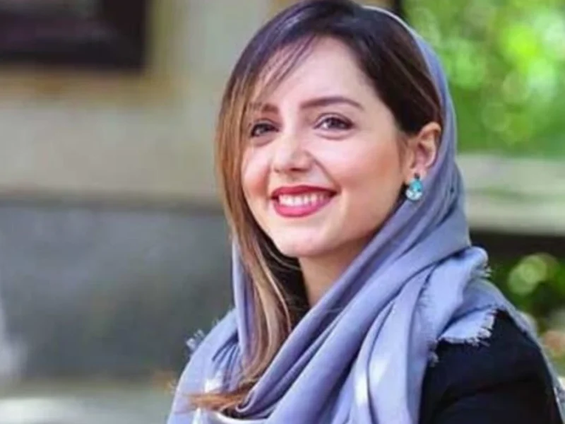 لباس عروسکی نازنین بیاتی که ترند شد