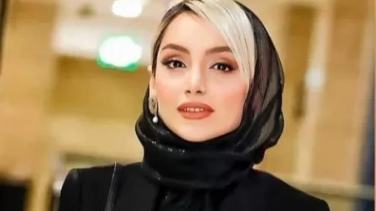 نازنین بیاتی بازیگر کمدی دینامیت با مانتوهای شیک و زیبایش
