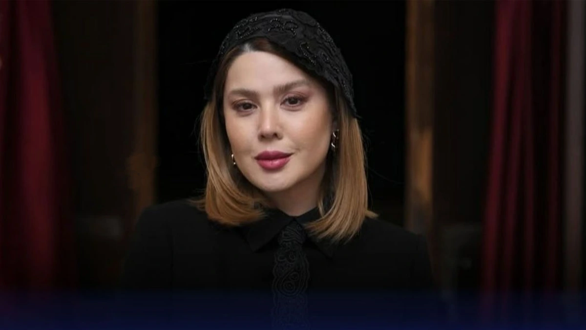 خبر روز | استایل مشکی و کلاسیک نازنین کریمی در اکران فیلم لاکپشت استایل مشکی و کلاسیک نازنین کریمی در اکران فیلم لاکپشت