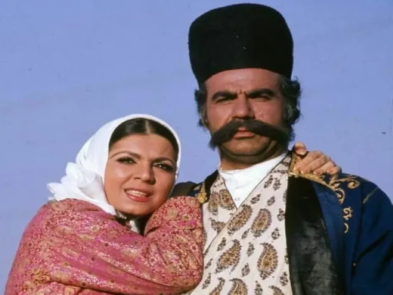 جایزه بهترین بازیگر دهه 50 به ناصر ملک‌مطیعی تقدیم شد