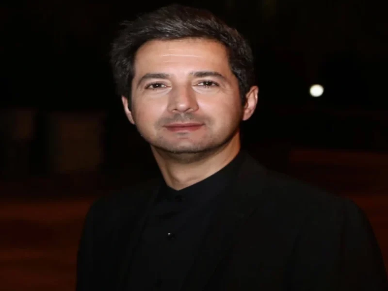 تغییر چهره مجری معروف «نجم الدین شریعتی» در کنار همسر و فرزندش