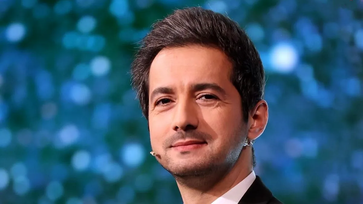 عکس جنجالی «نجم الدین شریعتی» در کابین جنگنده میگ 29