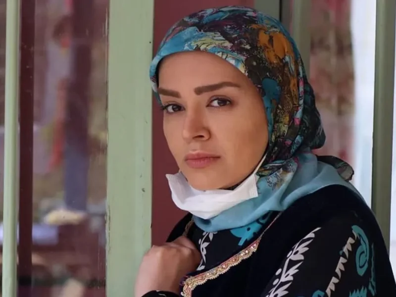 عکس «کژال، بهنوش، شیرین و مرجان» سریال نون خ در یک برنامه تلویزیونی