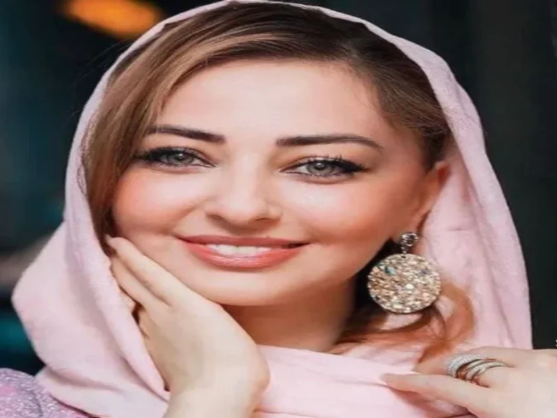 استایل عجیب و دیدنی نفیسه روشن با پوشش خاص