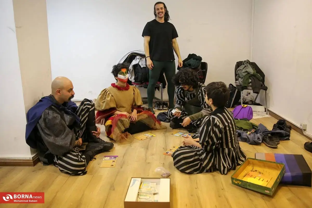 عکسهایی از پشت صحنه نمایش موزیکال رابین هود نمایشرابینهود 1