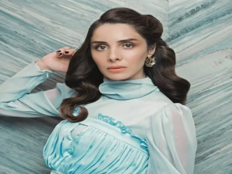 نور فتاح‌اوغلو در نقش بیسان خواهر ثمر سریال عشق ممنوعه