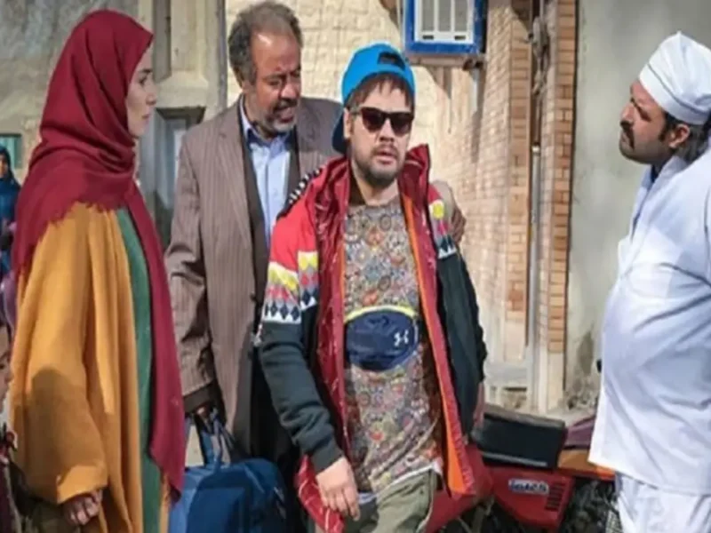 عکس هدیه بازوند با لباس کردی