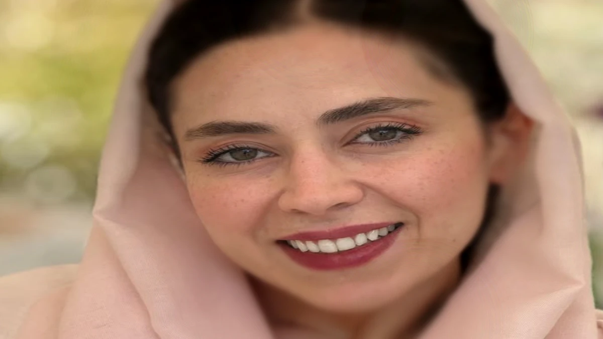 چهره دیدنی و جذاب نیلوفر رجایی فر با ژست خاصشچهره دیدنی و جذاب نیلوفر رجایی فر با ژست خاصش