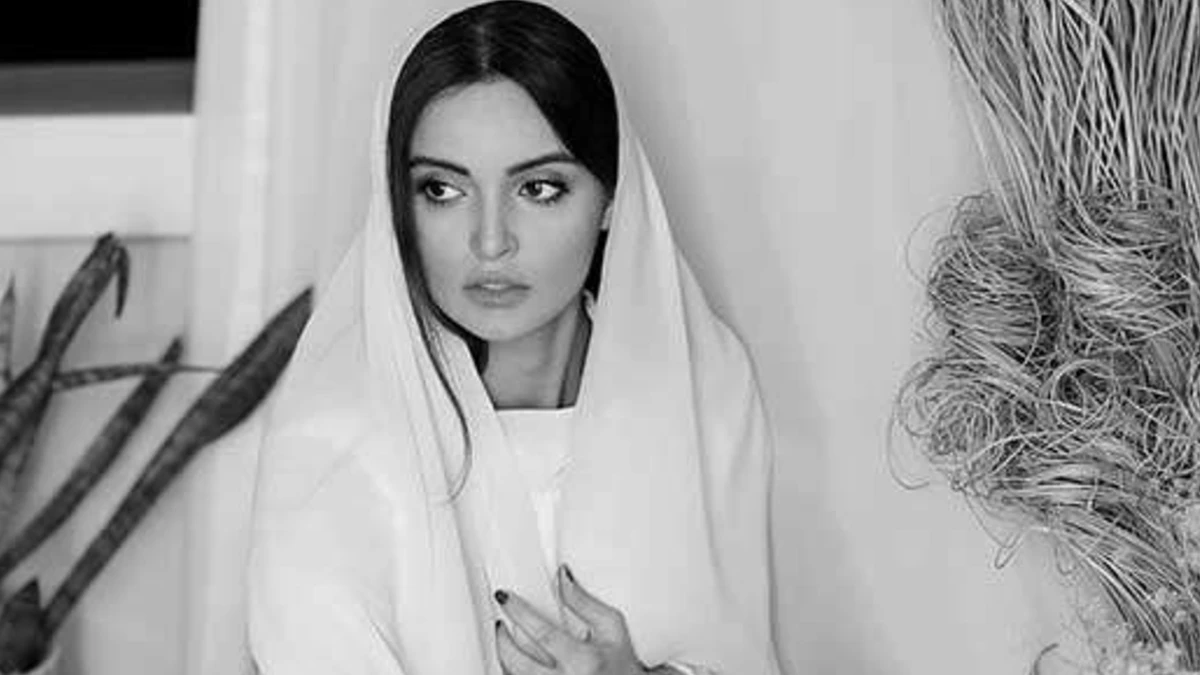 عاشقانه دو نفره «نیلوفر پارسا»