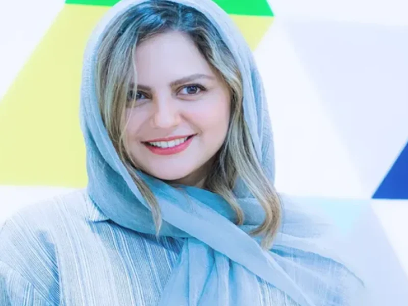 نیلوفر کوخانی در اکران خصوصی باغ کتاب