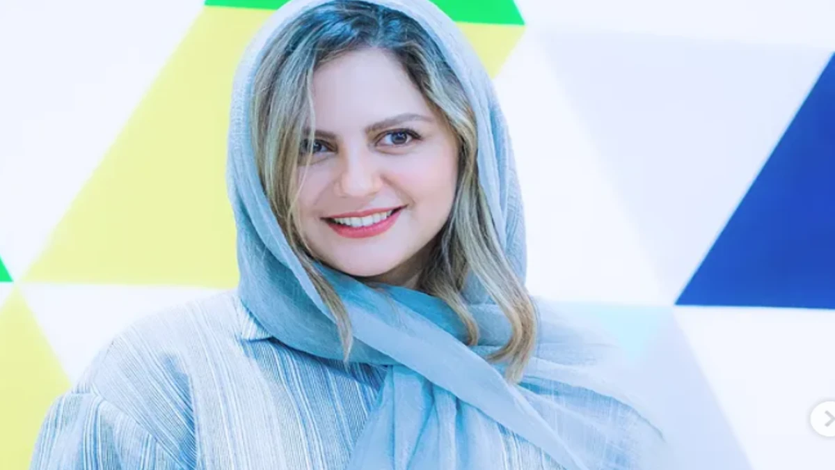 نیلوفر کوخانی در اکران خصوصی باغ کتاب