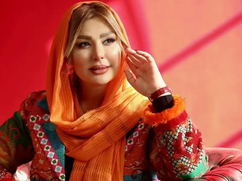 عکس بدون آرایش نیوشا ضیغمی در اتاق گریم