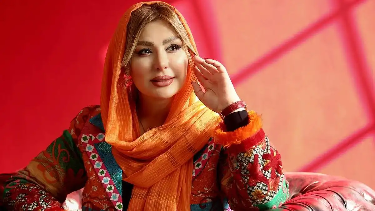 عکس بدون آرایش نیوشا ضیغمی در اتاق گریم