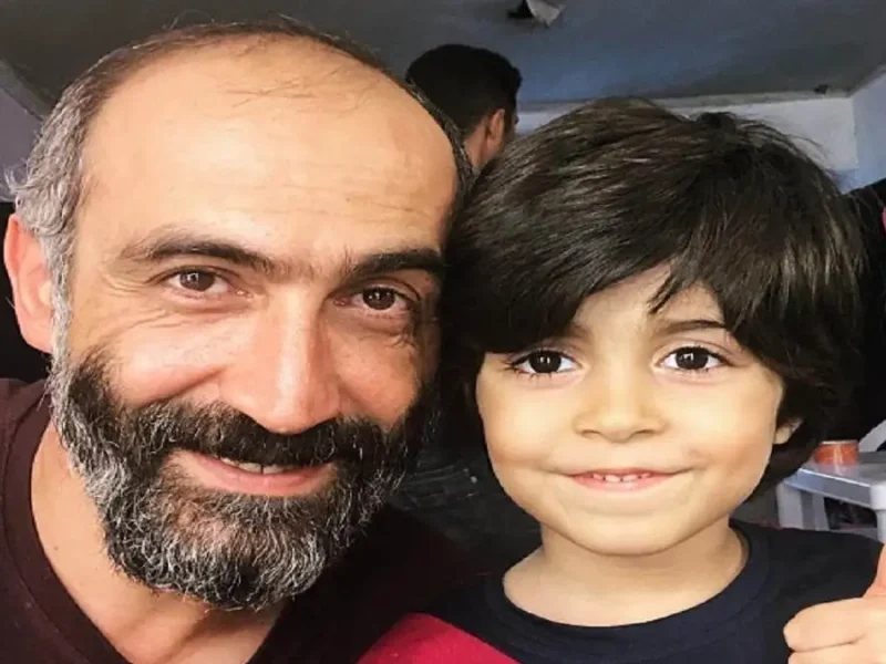 عکس جدید دو نفره هادی حجازی‌فر و رایان سرلک در بازی فوتسال هنرمندان 