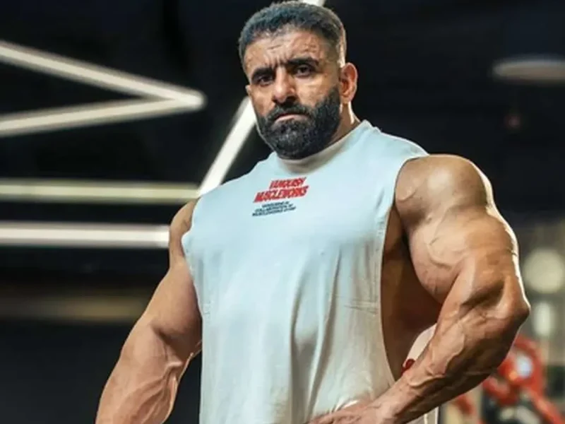 قابی زیبا از همسر و سه فرزند هادی چوپان