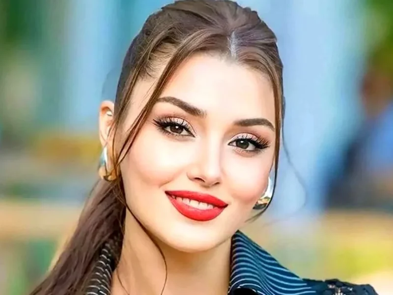 عکس تغییر تیپ و چهره جذاب هانده ارچل 30 ساله در نیویورک آمریکا