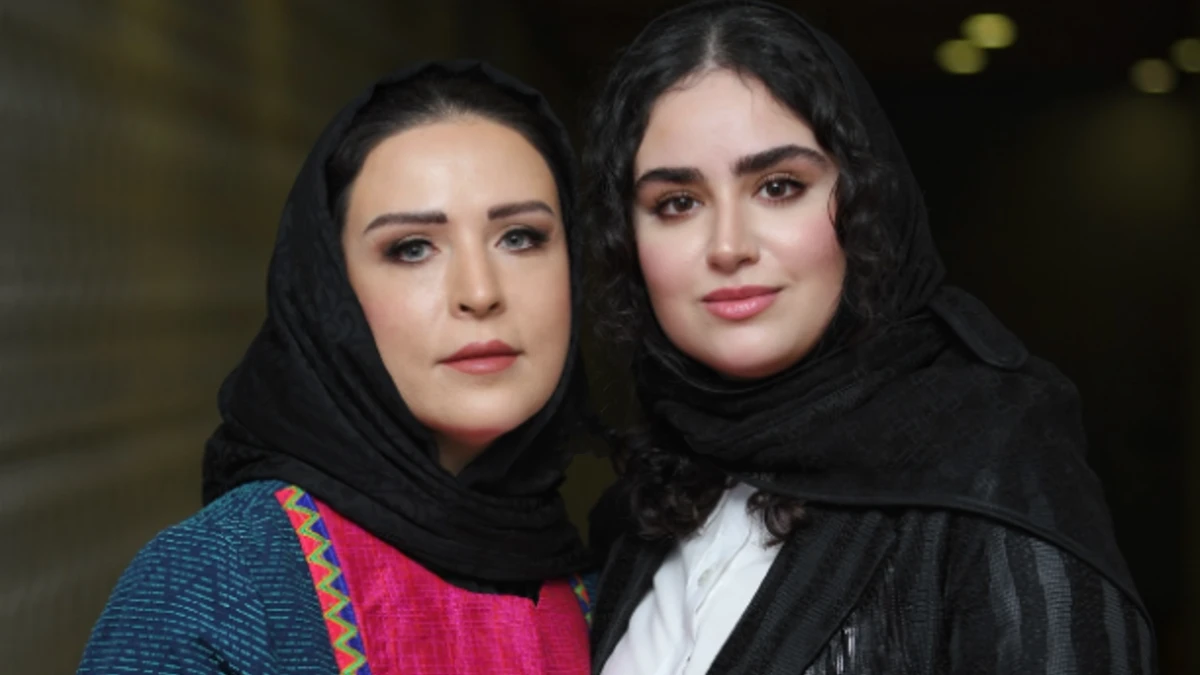 هانیه غلامی در کنار مادر بازیگر و جذابش