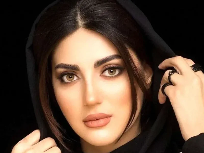 آلبوم عروسی هلیا امامی هنگام رانندگی با لباس عروس