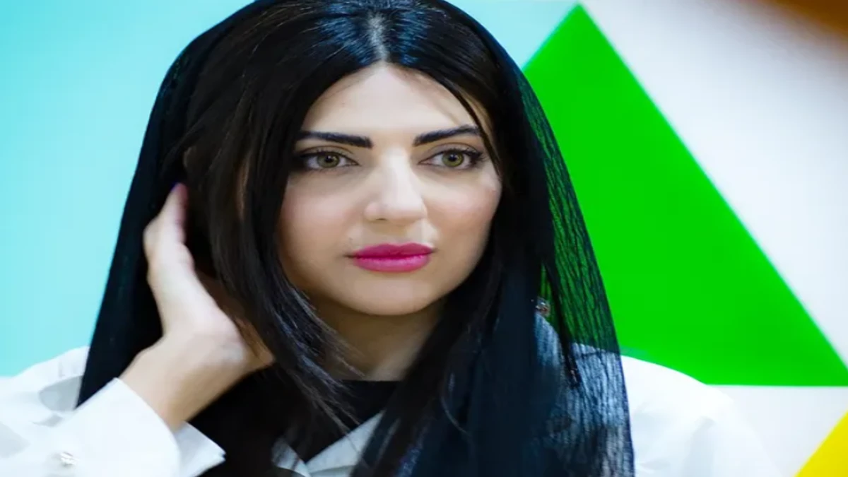 هلیا امامی در پردیس سینمایی باغ کتاب