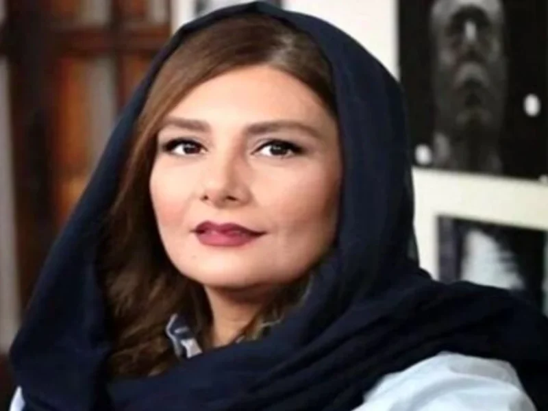 خبر روز | ممنوع شدن نمایش چهره هنگامه قاضیانی در بیلبوردها ممنوع شدن نمایش چهره هنگامه قاضیانی در بیلبوردها