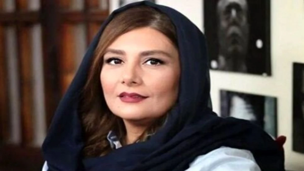 ممنوع شدن نمایش چهره هنگامه قاضیانی در بیلبوردها