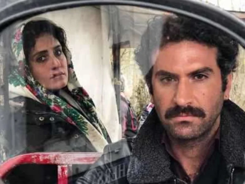 عکس هوتن شکیبا بازیگر شبی که ماه کامل شد با شال و لباس کردی