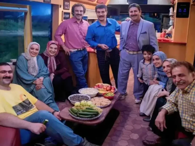 قاب دیدنی از «هومن حاجی عبداللهی و هدایت هاشمی» در پشت صحنه سریال پایتخت 7