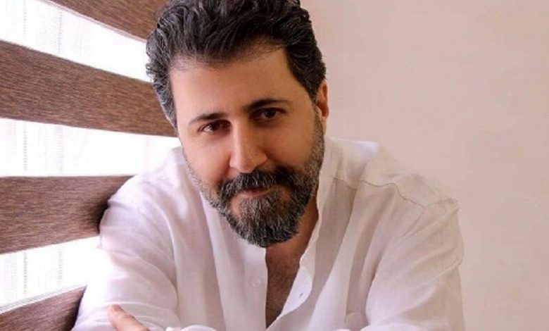 تصویر روز | رونمایی از قاب عاطفی هومن حاجی عبداللهی و پسرش رونمایی از قاب عاطفی هومن حاجی عبداللهی و پسرش