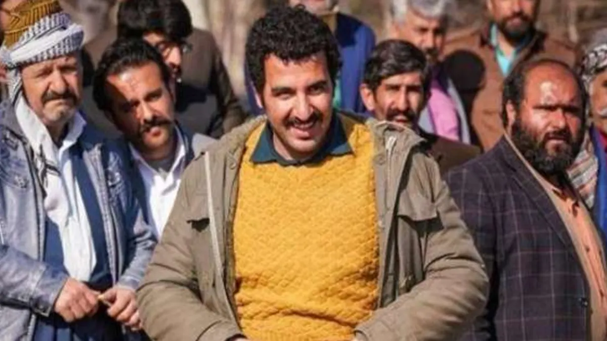 خبر روز | چهره جدید پاشا جمالی «مهیار» سریال «نون خ» 1 چهره جدید پاشا جمالی «مهیار» سریال «نون خ» با تغییر استایل عجیبش