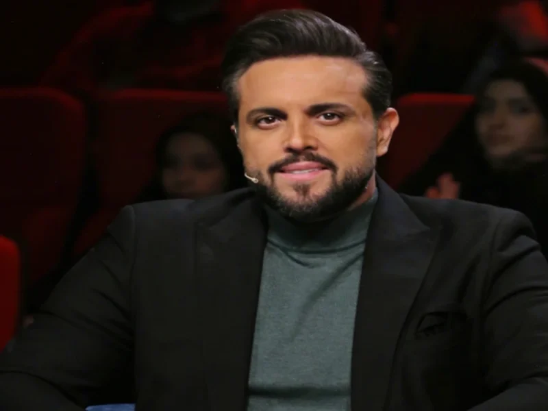 عکس جدید «پدرام کریمی» مجری صدا و سیما با فرزند دومش