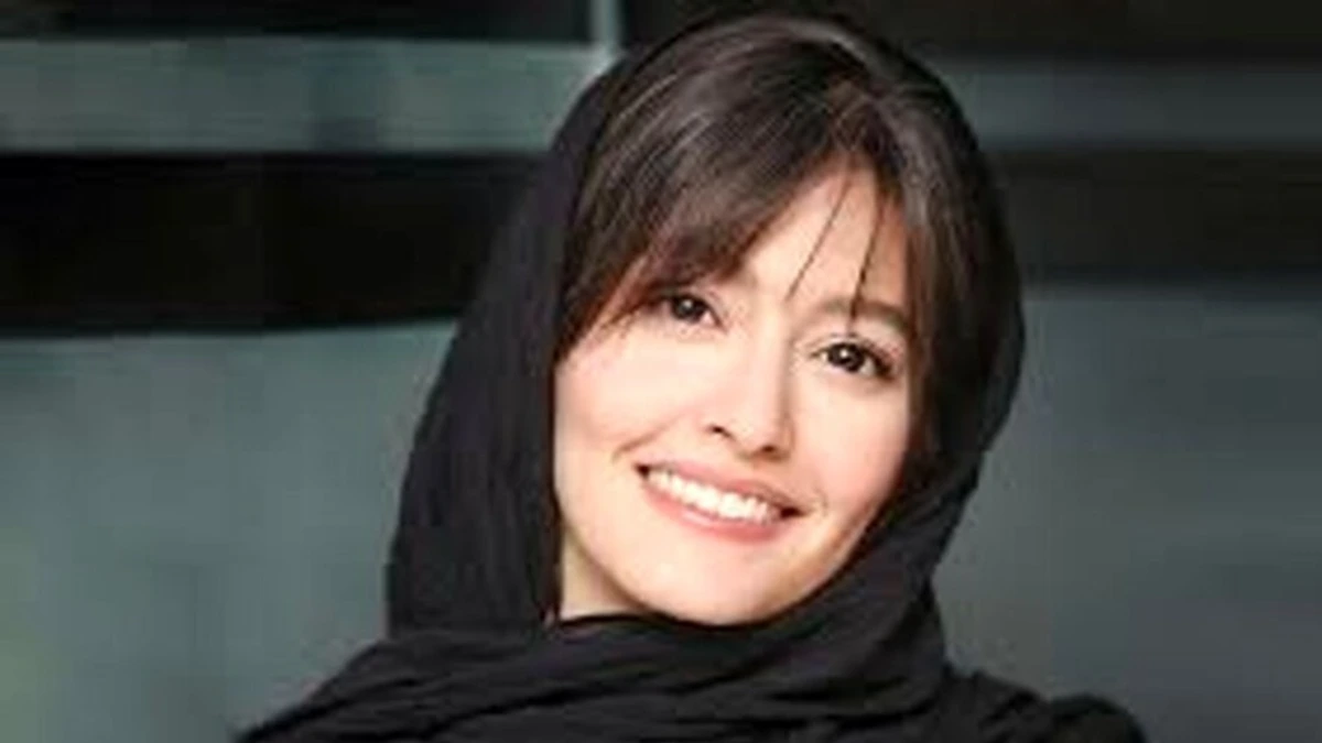 عکس دیدنی پردیس احمدیه، بازیگر ایرانی در تاج محل هند